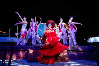 Mini show tiếng đàn, kéo cả ký ức quay về