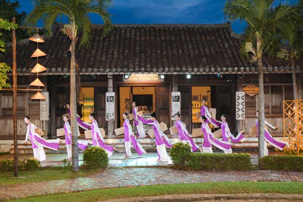 chiều đời, mini show